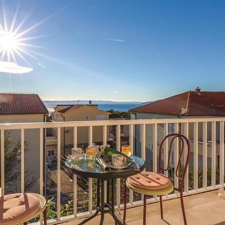 3 Bedroom Amazing Apartment In Makarska Dış mekan fotoğraf